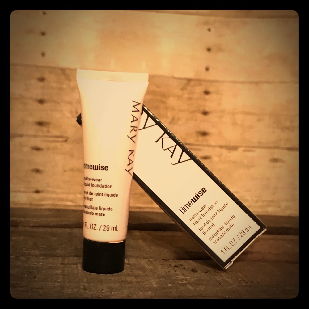 Mary Kay Beige 2